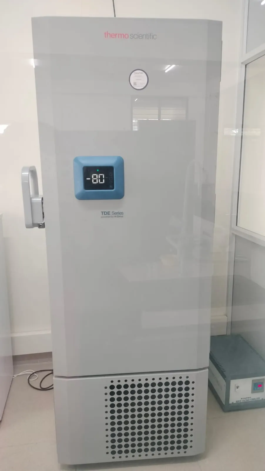 −80 °C Refrigerator