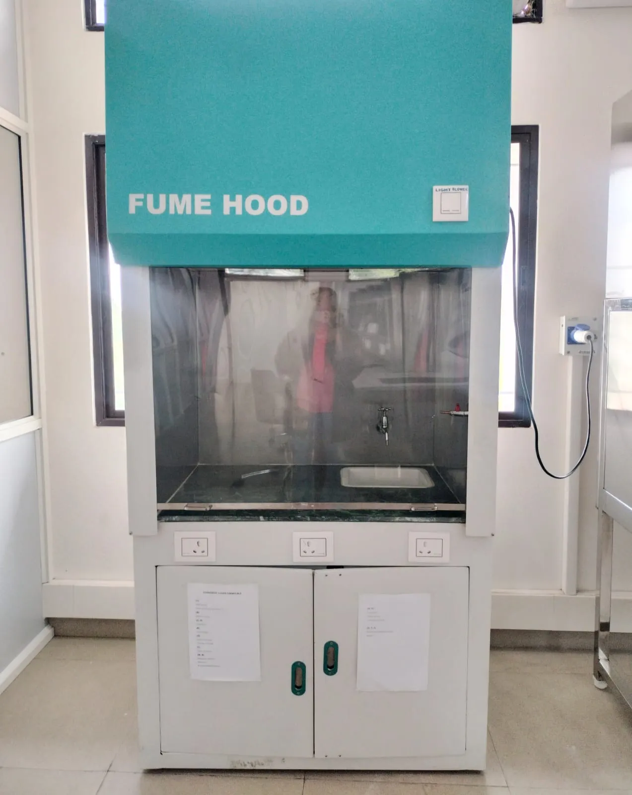 Fume Hood