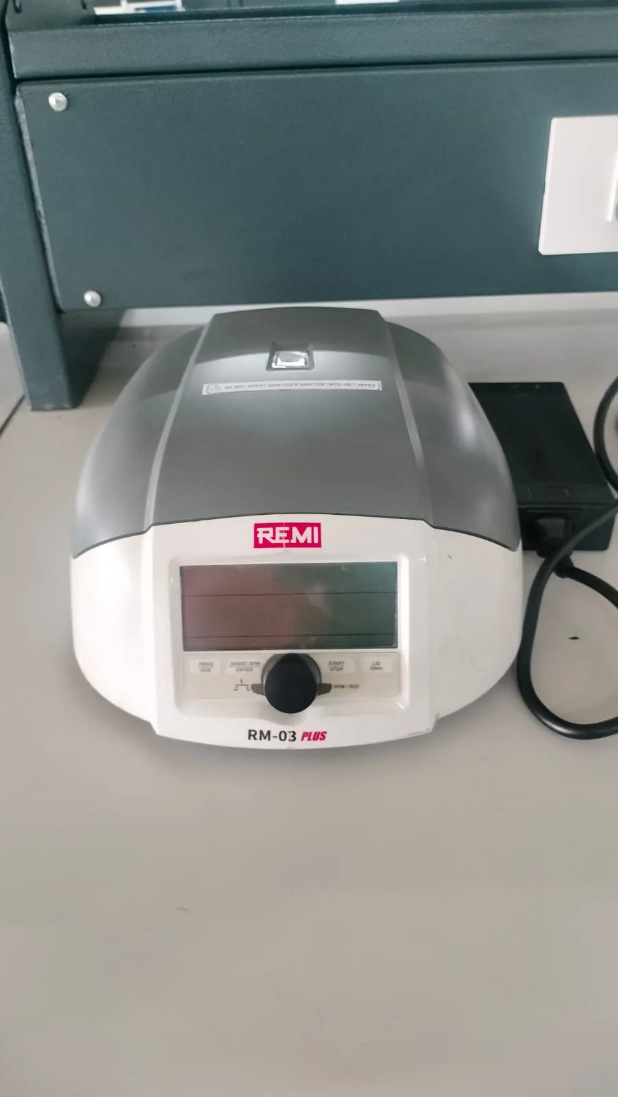 Table Top Centrifuge